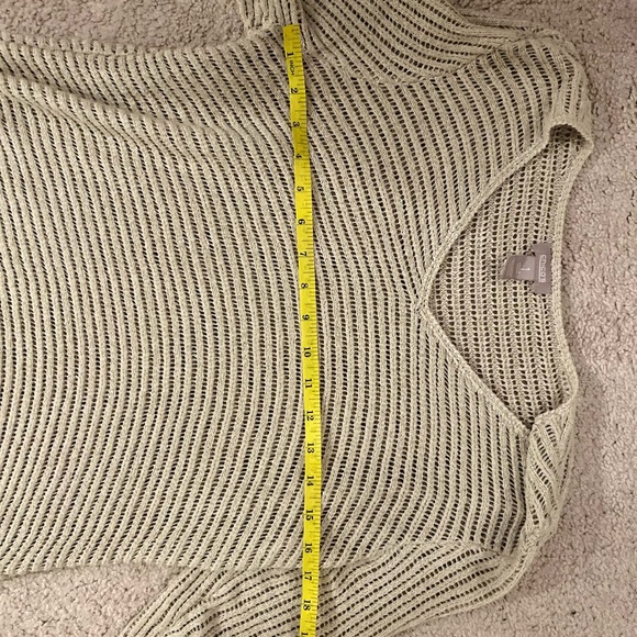 Chico's Cream V-Neck Sweater with Ribbed Knit, Beachcoverup, Casual, SummerBoho - Picture 4 of 5